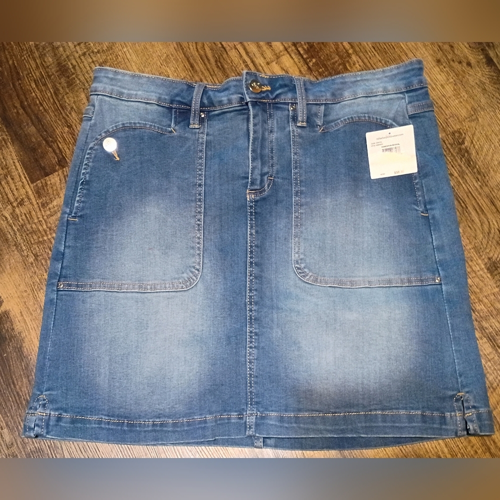 Rafaella Denim Knee Length Skirt w/ Stretchy Built in Shorts *NEW* w/ Tags